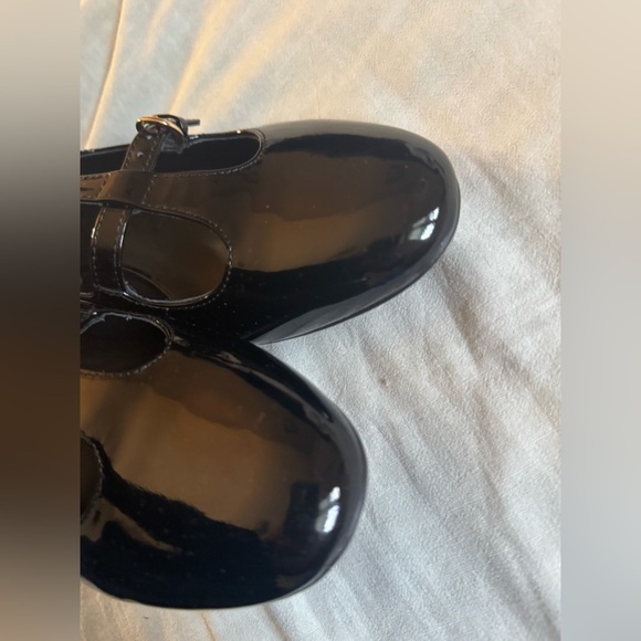 J Crew Millie T-strap heels pumps in patent leather size 8.5 - Picture 7 of 8